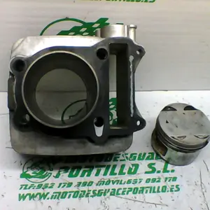 Foto de Cilindro y pistón Suzuki GN 250 referencia 152-21-39491 foto 2