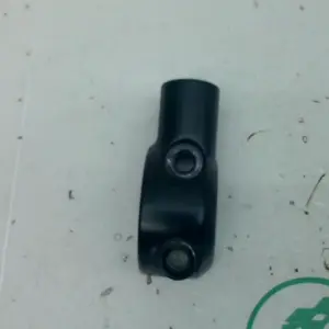 Foto de Soporte de retrovisor izquierdo Kawasaki Z 900 referencia 6-24-47544 foto 3