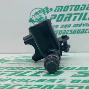 Foto de Bomba de freno trasero Yamaha N MAX 125 referencia 394-23-46367 foto 5
