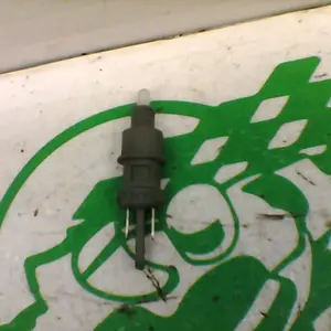 Foto de Sensor de freno delantero Peugeot CITYSTAR 50 referencia 42-23-42108