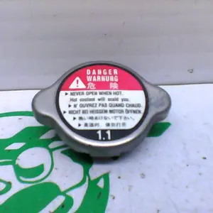 Foto de Tapon del radiador Honda SH 125 00-04 referencia 382-22-39389 foto 3