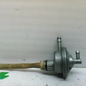 Foto de Bomba gasolina Peugeot Kisbee 50 4T referencia 303-19-34496