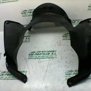 Foto de Embellecedor de cuadro de luces Suzuki GS-500-F referencia 166-19-21435