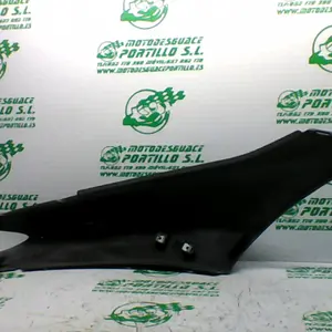 Foto de Carcasa lateral trasera izquierda Aprilia Sportcity 125 referencia 219-20-39548