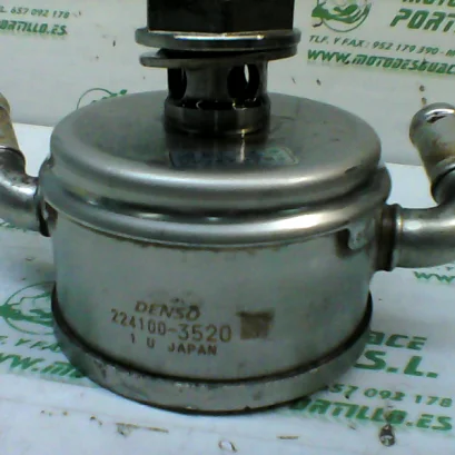 Foto de Enfriador de aceite Honda CBR650 FA referencia 104-18-13429