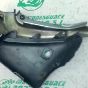 Foto de Carcasa bajo asiento izquierdo Suzuki Intruder 250 referencia 391-23-46919 foto 6