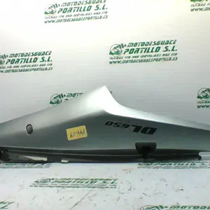 Foto de Carcasa lateral trasera derecha Suzuki V Strom 650 referencia 144-19-21123 foto 8