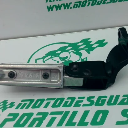 Foto de Estribera trasera izquierda con reposapies Yamaha XMAX 250I referencia 283-22-37556