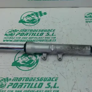 Foto de Barra horquilla derecha Honda PS 125 referencia 106-24-47645 foto 11