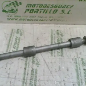 Foto de Eje de rueda delantera Honda Forza 250 referencia 234-18-16046