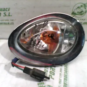 Foto de Intermitente delantero izquierdo Kymco Yup 50 referencia 243-20-35140 foto 6