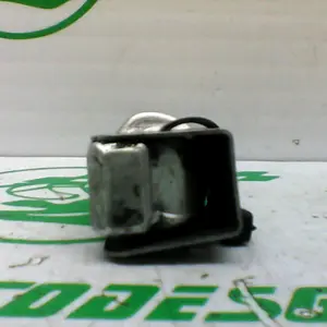 Foto de Reposapies trasero derecho BMW K1200R referencia 332-23-45340 foto 3