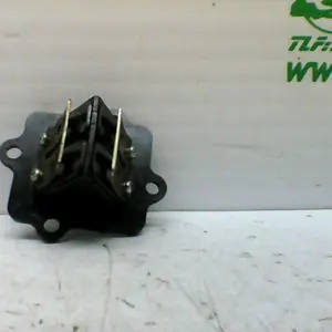 Foto de Caja de laminas Yamaha Neos 50 referencia 127-21-34085 foto 2