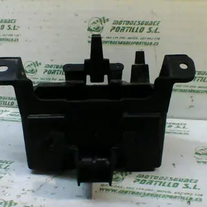 Foto de Caja batería Suzuki BANDIT GSF 650 S referencia 201-18-15191 foto 3