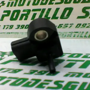 Foto de Sensor de presión de aire Yamaha FZ1-N referencia 177-19-21624 foto 4