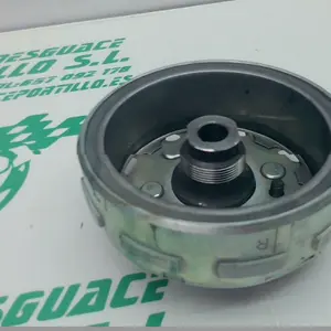 Foto de Plato magnetico Hyosung AQUILA 125 referencia 195-19-41126 foto 2