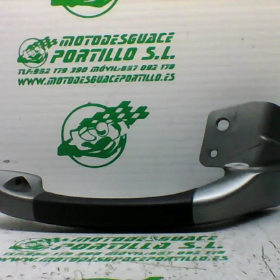 Foto de Asidero izquierdo Piaggio MP3 250 RL referencia 397-21-40164