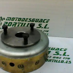 Foto de Plato magnetico Suzuki GN 250 referencia 192-17-19525 foto 2