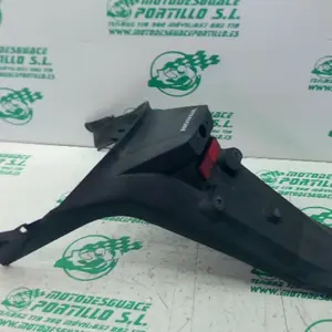Foto de Portamatricula Honda SH 300 I referencia 364-23-46108 foto 4
