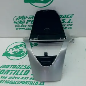 Foto de Puerta de guantera Yamaha Xenter 125 referencia 446-22-40603 foto 2