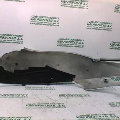 Foto de Carcasa lateral derecha Suzuki Estilete 50 referencia 112-19-21191