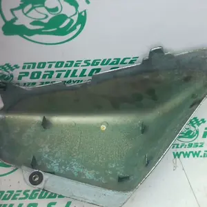 Foto de Carcasa lateral izquierda Daelim VT-125-F referencia 408-22-43707 foto 2