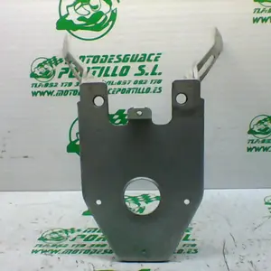Foto de Soporte portamatricula Gilera NEXUS 300I referencia 173-22-36370 foto 3