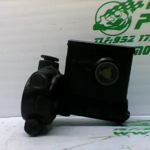 Foto de Bomba de freno trasero Sym JOYMAX 300I referencia 305-21-31720 foto 4