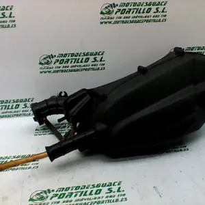 Foto de Caja filtro Kymco Super Dink 125 referencia 52-19-17574 foto 8
