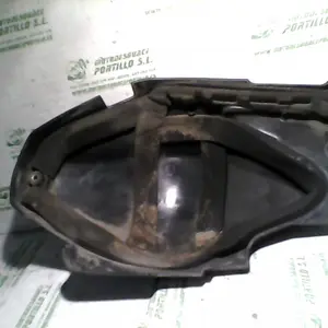 Foto de Embellecedor de tapa cárter Honda Forza 250 referencia 234-18-16083 foto 3