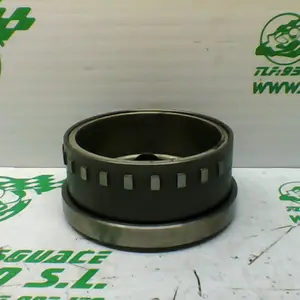 Foto de Plato magnetico Aprilia Atlantic 250 referencia 364-21-31684 foto 3