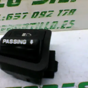 Foto de Interruptor de luz larga/corta Honda SH 125 referencia 18-16-49142 foto 3