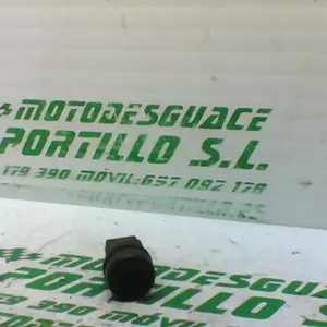 Foto de Interruptor de arranque Piaggio ZIP H2O 2T 3 50 referencia 72-20-25702