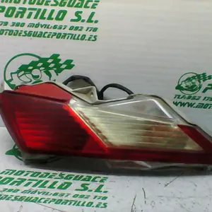 Foto de Intermitente trasero derecho Honda Pantheon 125 4T referencia 22-17-36015 foto 5