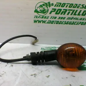 Foto de Intermitente trasero derecho Peugeot Ludix 50 referencia 71-19-19081 foto 12