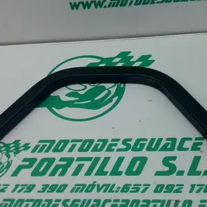 Foto de Protector del depósito de gasolina Yamaha XMAX 250I referencia 283-22-37601