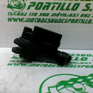 Foto de Bomba de freno delantero Honda SH MODE referencia 413-21-32584 foto 10