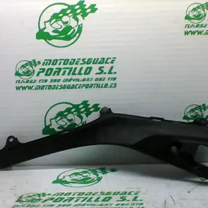 Foto de Carcasa lateral trasera derecha Honda SH MODE referencia 413-21-32639 foto 4