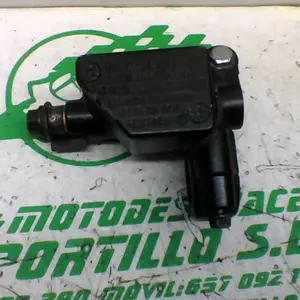 Foto de Bomba de freno delantero Peugeot TWEET 125 15-18 referencia 111-18-49139 foto 19