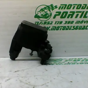 Foto de Bomba de freno delantero Yamaha X MAX 125 referencia 172-19-25127 foto 3