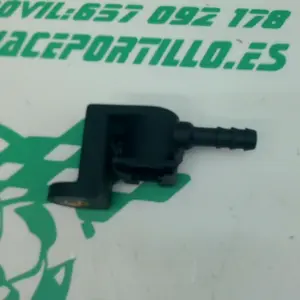 Foto de Conector del inyector Kymco MILER 125I referencia 151-24-48154