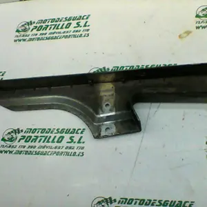 Foto de Cubre cadena Hyosung aquila 650 i referencia 27-19-19360 foto 4