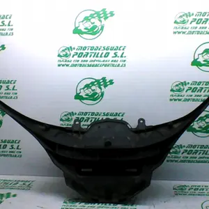 Foto de Portamatricula Kymco Super Dink 125 referencia 100-22-36543 foto 6