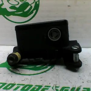 Foto de Bomba de freno trasero Kymco super dink 300 i referencia 113-23-43363 foto 6