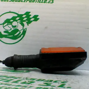 Foto de Intermitente trasero derecho Yamaha DT-80 1989 referencia 65-23-42373 foto 2
