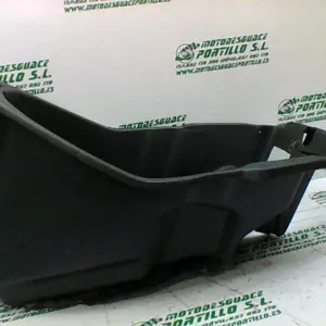 Foto de Porta-casco Peugeot sv 80 referencia 204-18-20655 foto 4