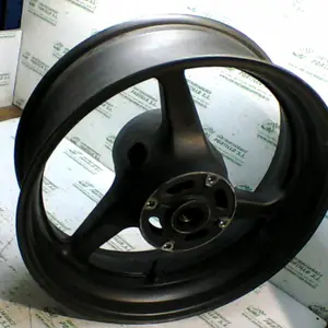 Foto de Llanta trasera Honda CBR 600 R referencia 98-20-38201 foto 9