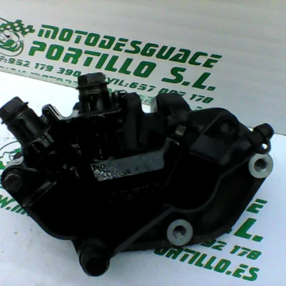 Foto de Pinza de freno delantera Suzuki SIXTEEN 125 referencia 281-18-19633