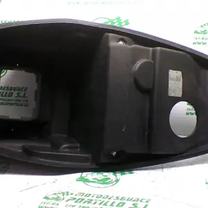 Foto de Porta-casco Kymco Agility city 125 referencia 409-21-32253 foto 17
