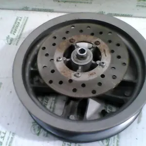 Foto de Llanta delantera Piaggio ZIP 100 referencia 58-17-5708